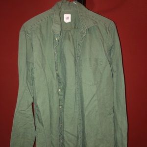 GAP - Green Long Sleeved Casual Button Down